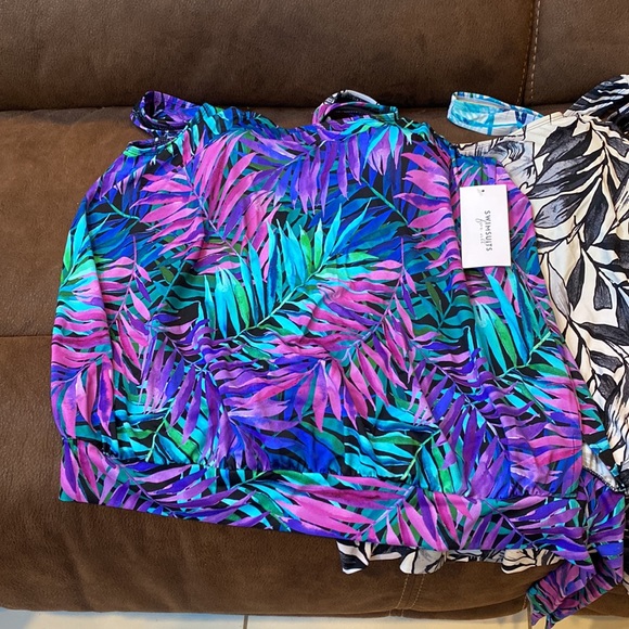 3 Swimsuits for all tankini swim tops - size 20 - Picture 2 of 5